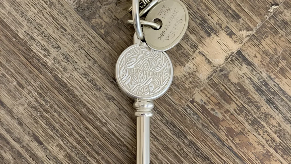 Keyholder Captions for Power, Love & Style